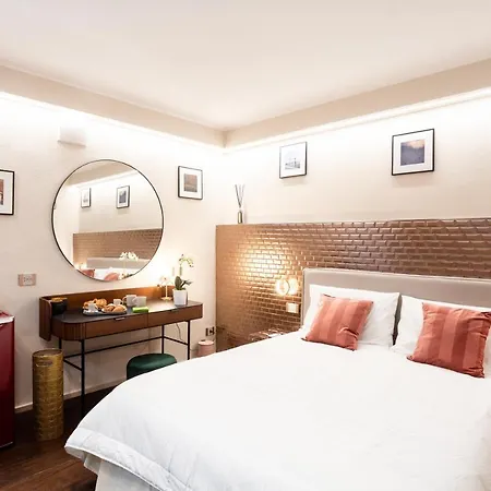 Tre36 - Smart & Design In The Old Center Apartment